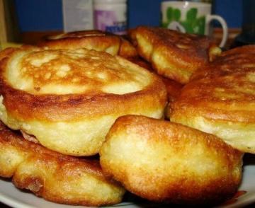 Ako vytvoriť svieži palacinky s kefíru. obľúbený recept