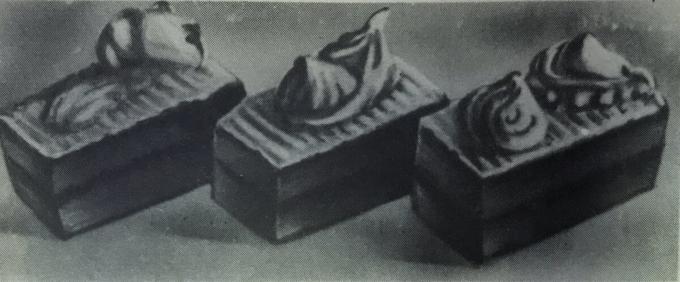Koláč "Huba s proteínom krémom." Foto z knihy "Výroba pečiva a koláčov," 1976 