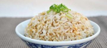 Ako variť lahodný drobivú ryža obloha
