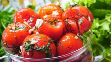 Rýchle občerstvenie paradajky v balení
