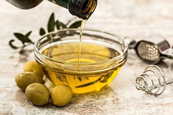 Olivový olej je nevyhnutnosťou vo vašej strave. (Foto: Pixabay.com)