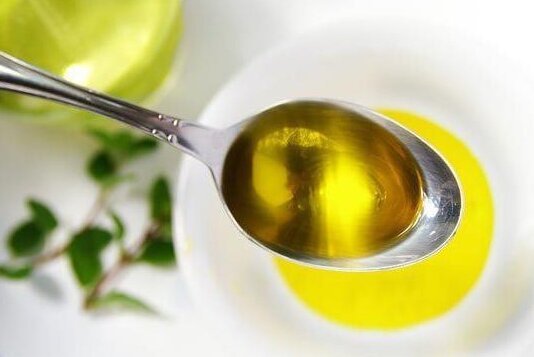Farba olivového oleja